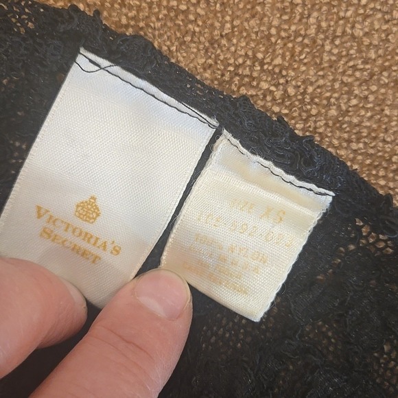 Victoria's Secret Y2K Vintage Black Lace Short Sleeve Sheer Top Blouse - Size XS - Picture 2 of 6